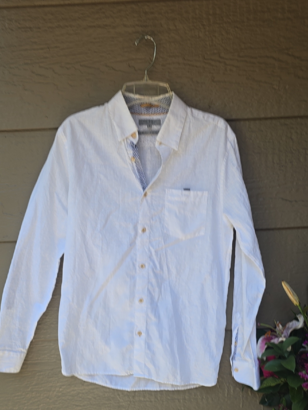 Ted Baker Men's White Linen Blend Button Down 3